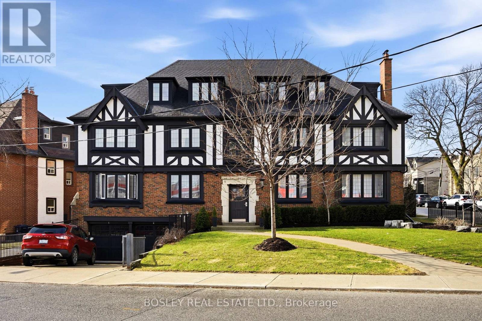 3 - 308 South Kingsway Street, Toronto, Ontario  M6S 3T9 - Photo 22 - W12965182