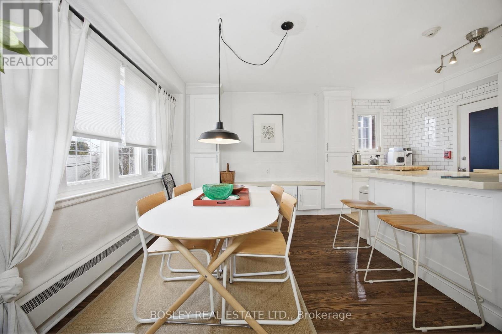 3 - 308 South Kingsway Street, Toronto, Ontario  M6S 3T9 - Photo 3 - W12965182