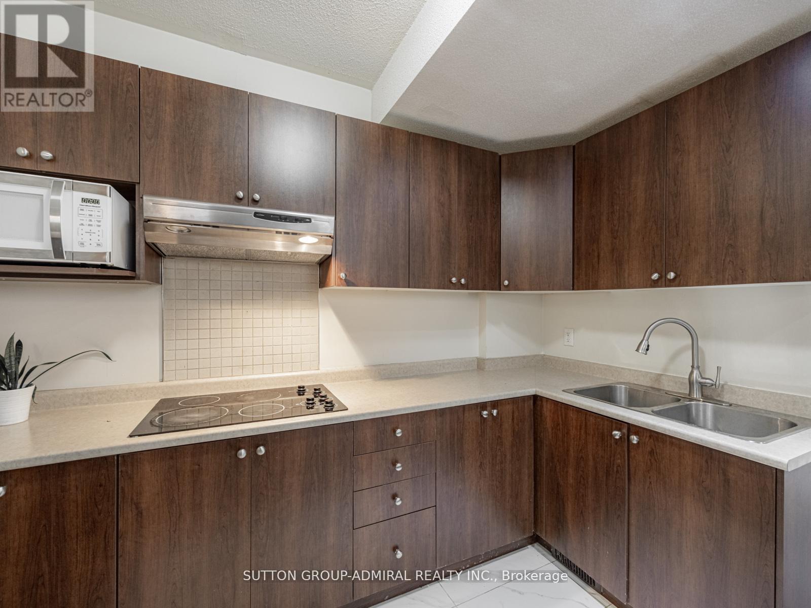 101 River Rock Crescent, Brampton, Ontario  L7A 2W4 - Photo 22 - W12965202