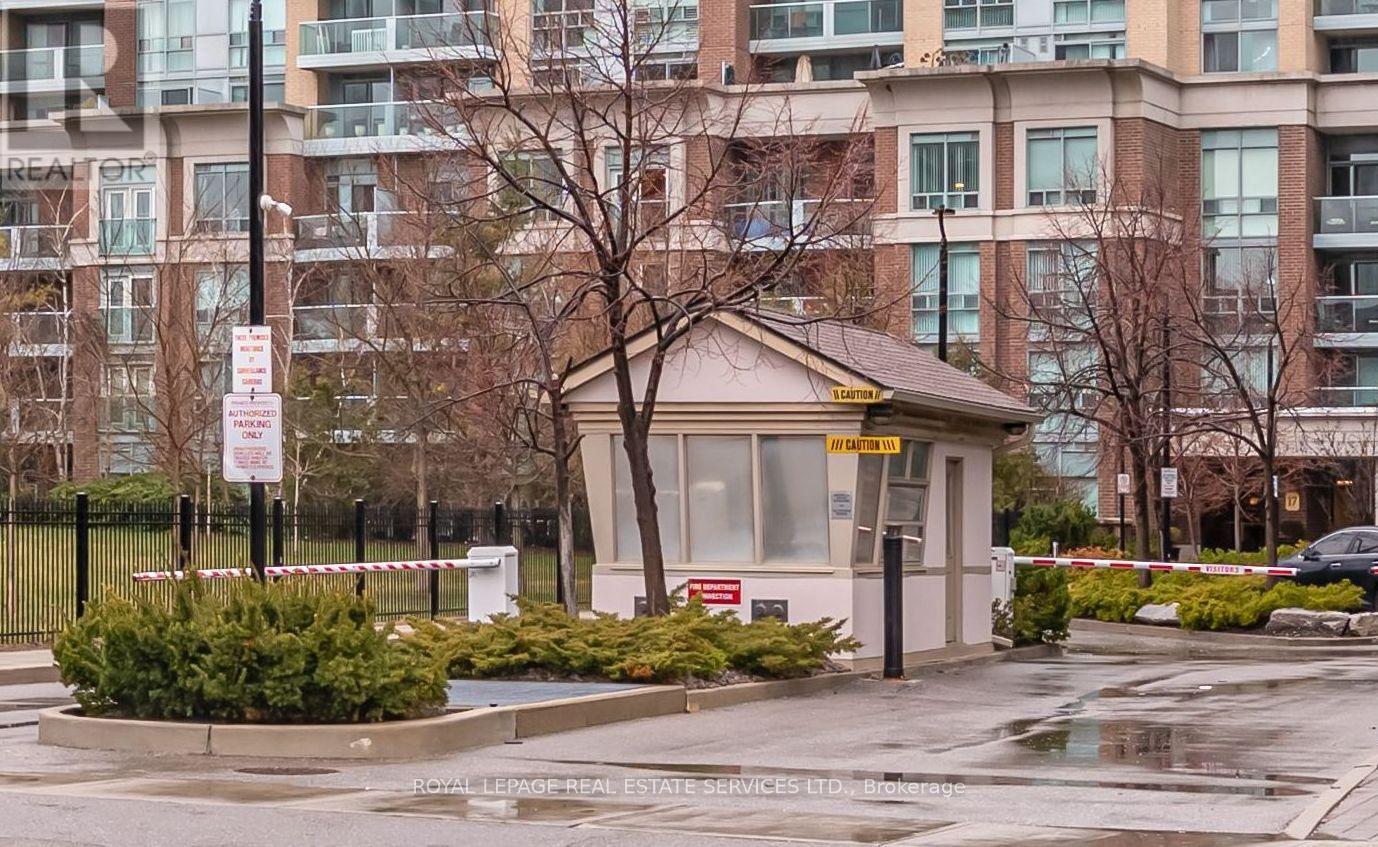 509 - 17 Michael Power Place, Toronto, Ontario  M9A 5G5 - Photo 3 - W12965218