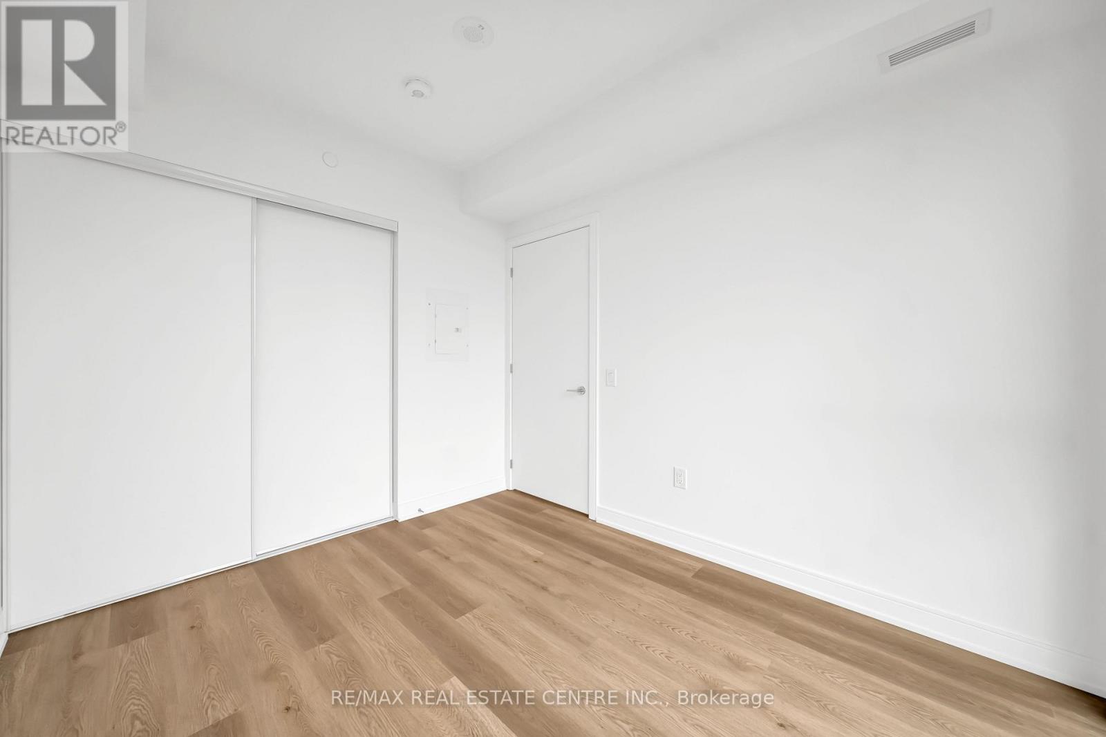 918 - 3009 Novar Road, Mississauga, Ontario  L5B 0P9 - Photo 28 - W12965264