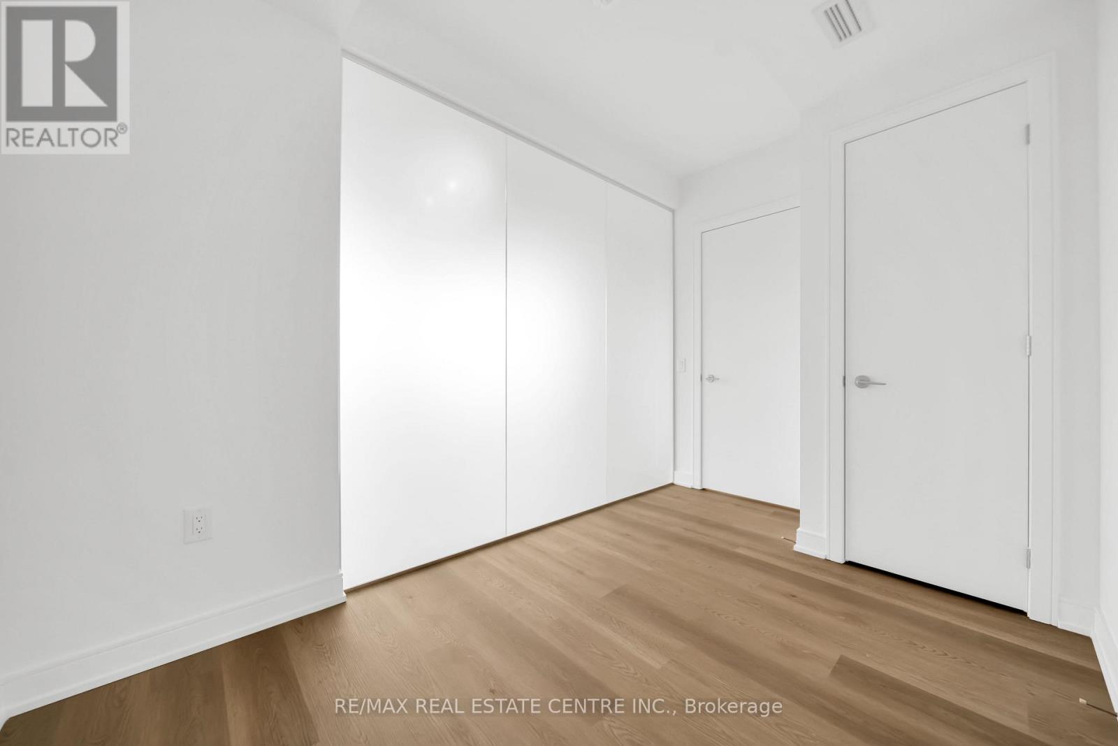 918 - 3009 Novar Road, Mississauga, Ontario  L5B 0P9 - Photo 31 - W12965264