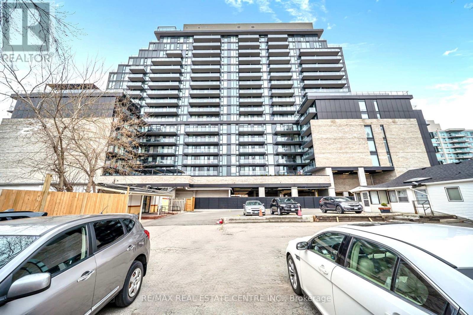 918 - 3009 Novar Road, Mississauga, Ontario  L5B 0P9 - Photo 4 - W12965264