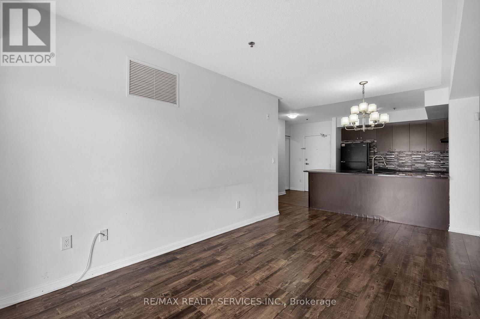 301 - 70 Baycliffe Crescent, Brampton, Ontario  L7A 0Z5 - Photo 27 - W12965318