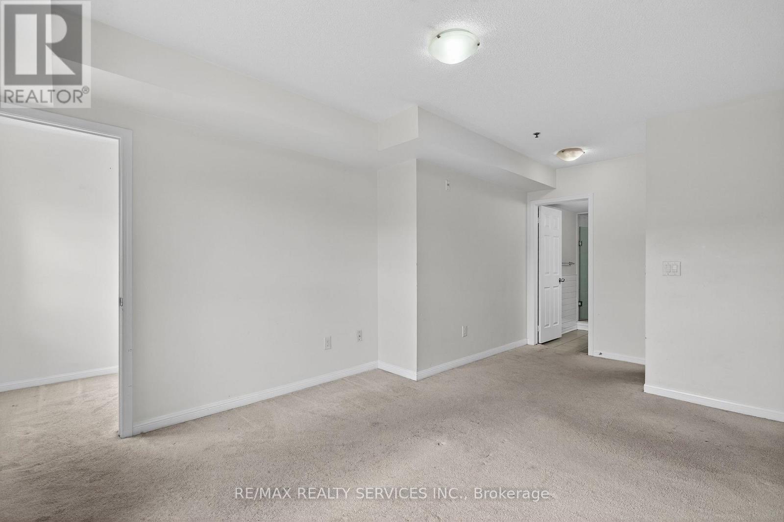 301 - 70 Baycliffe Crescent, Brampton, Ontario  L7A 0Z5 - Photo 32 - W12965318