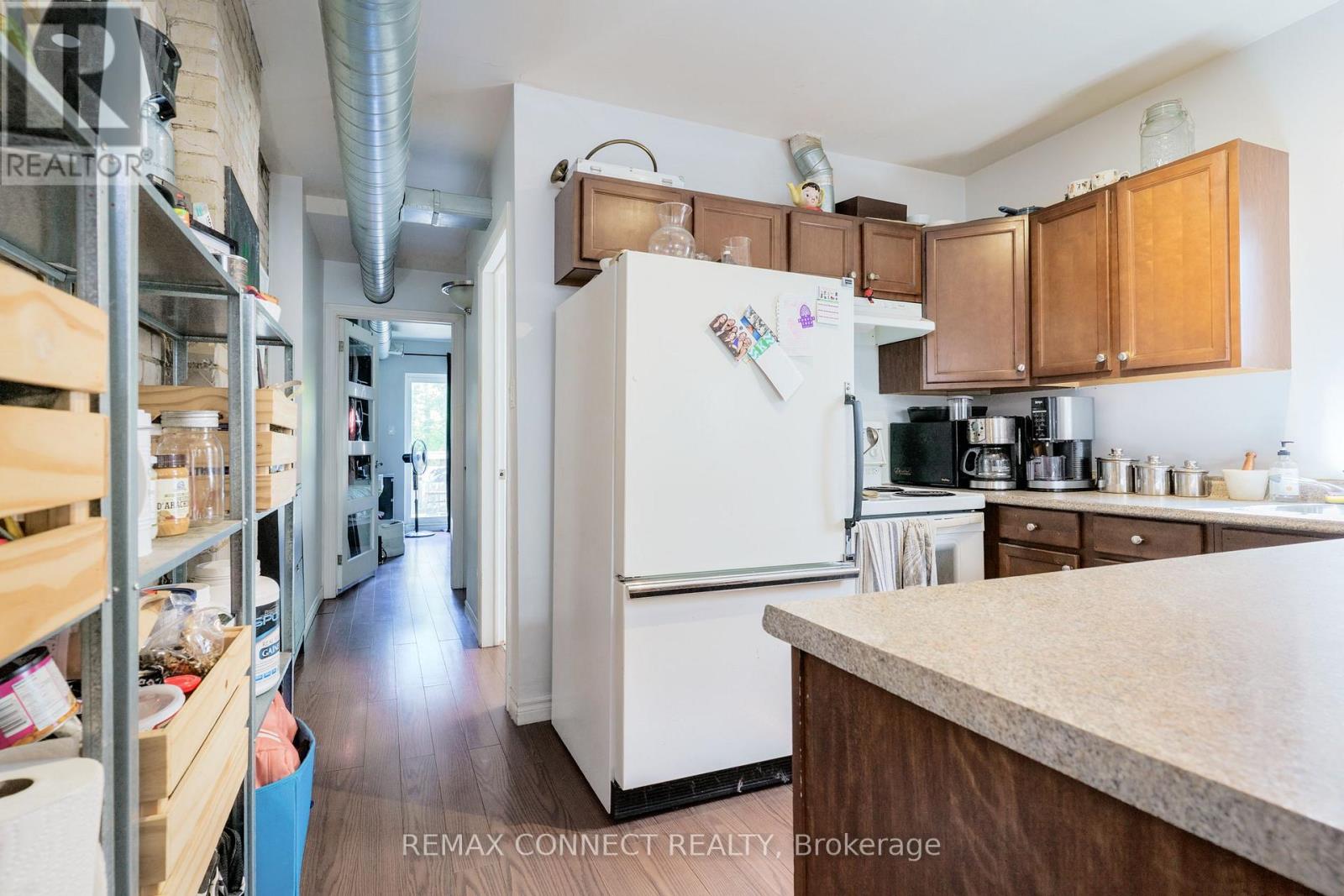 359 Roncesvalles Avenue, Toronto, Ontario  M6R 2M8 - Photo 12 - W12965338