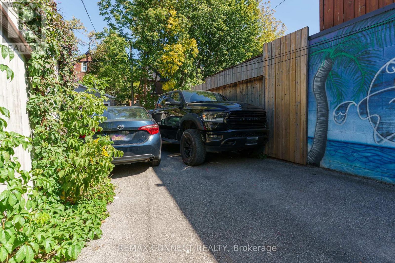 359 Roncesvalles Avenue, Toronto, Ontario  M6R 2M8 - Photo 30 - W12965338