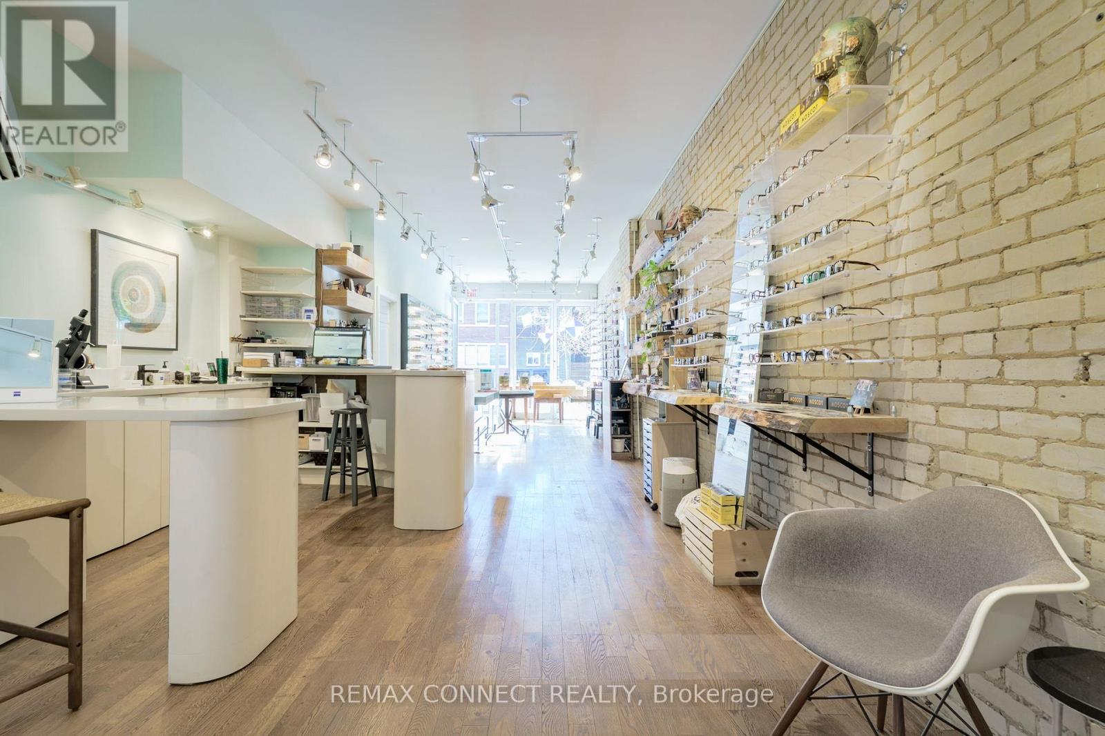 359 Roncesvalles Avenue, Toronto, Ontario  M6R 2M8 - Photo 7 - W12965338