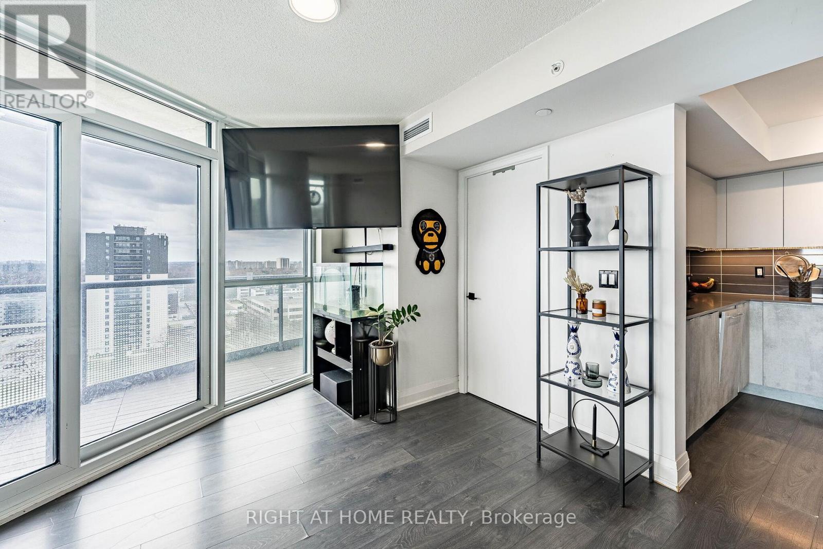 1309 - 30 Gibbs Road, Toronto, Ontario  M9B 0E4 - Photo 12 - W12965344