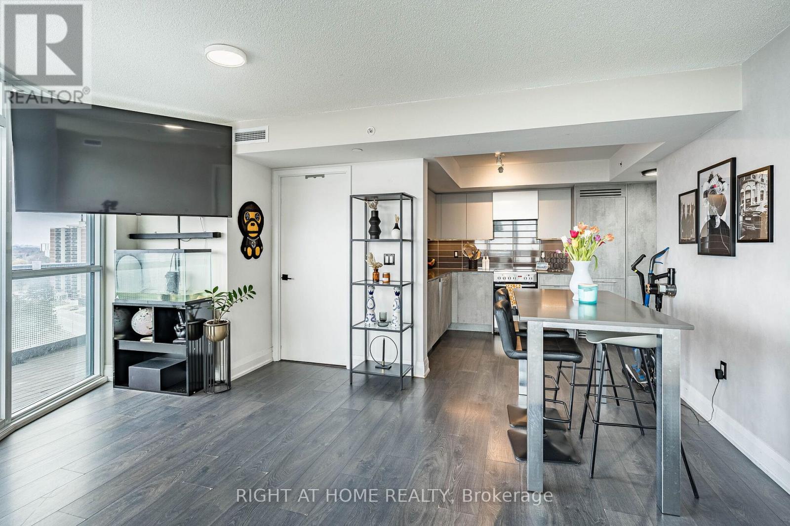 1309 - 30 Gibbs Road, Toronto, Ontario  M9B 0E4 - Photo 15 - W12965344