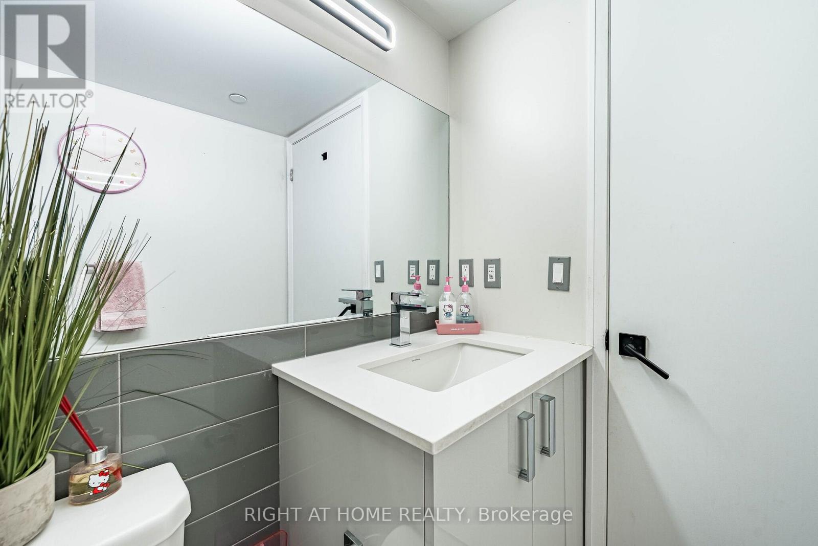 1309 - 30 Gibbs Road, Toronto, Ontario  M9B 0E4 - Photo 17 - W12965344