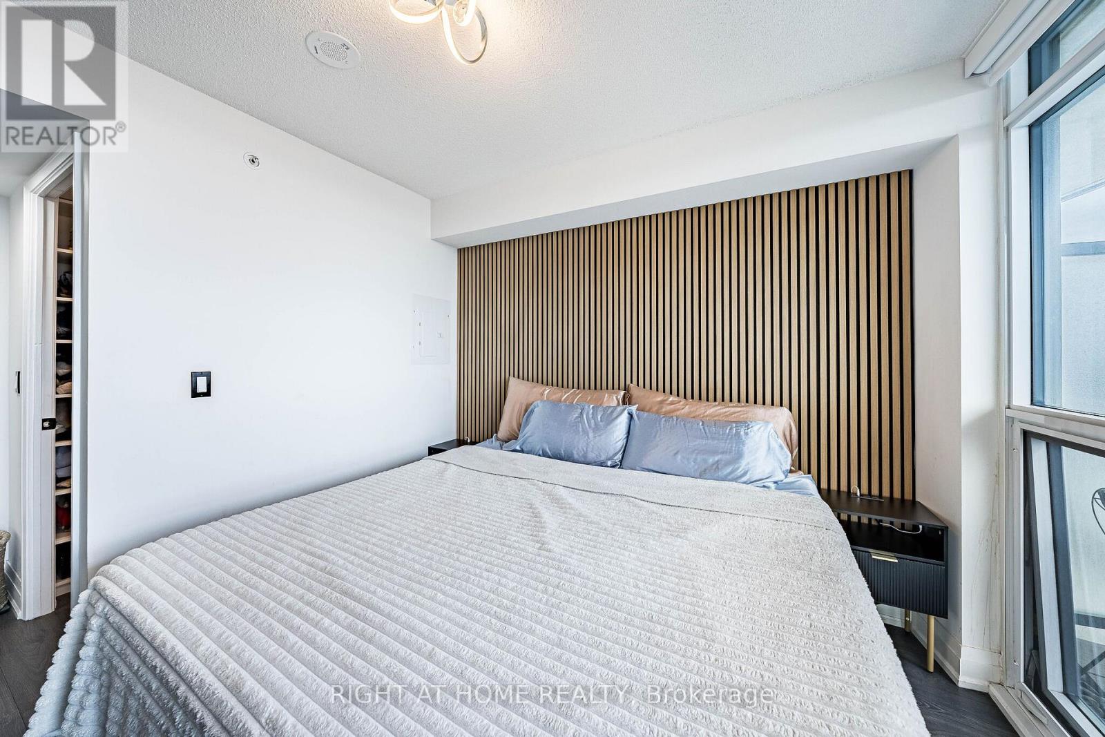 1309 - 30 Gibbs Road, Toronto, Ontario  M9B 0E4 - Photo 19 - W12965344