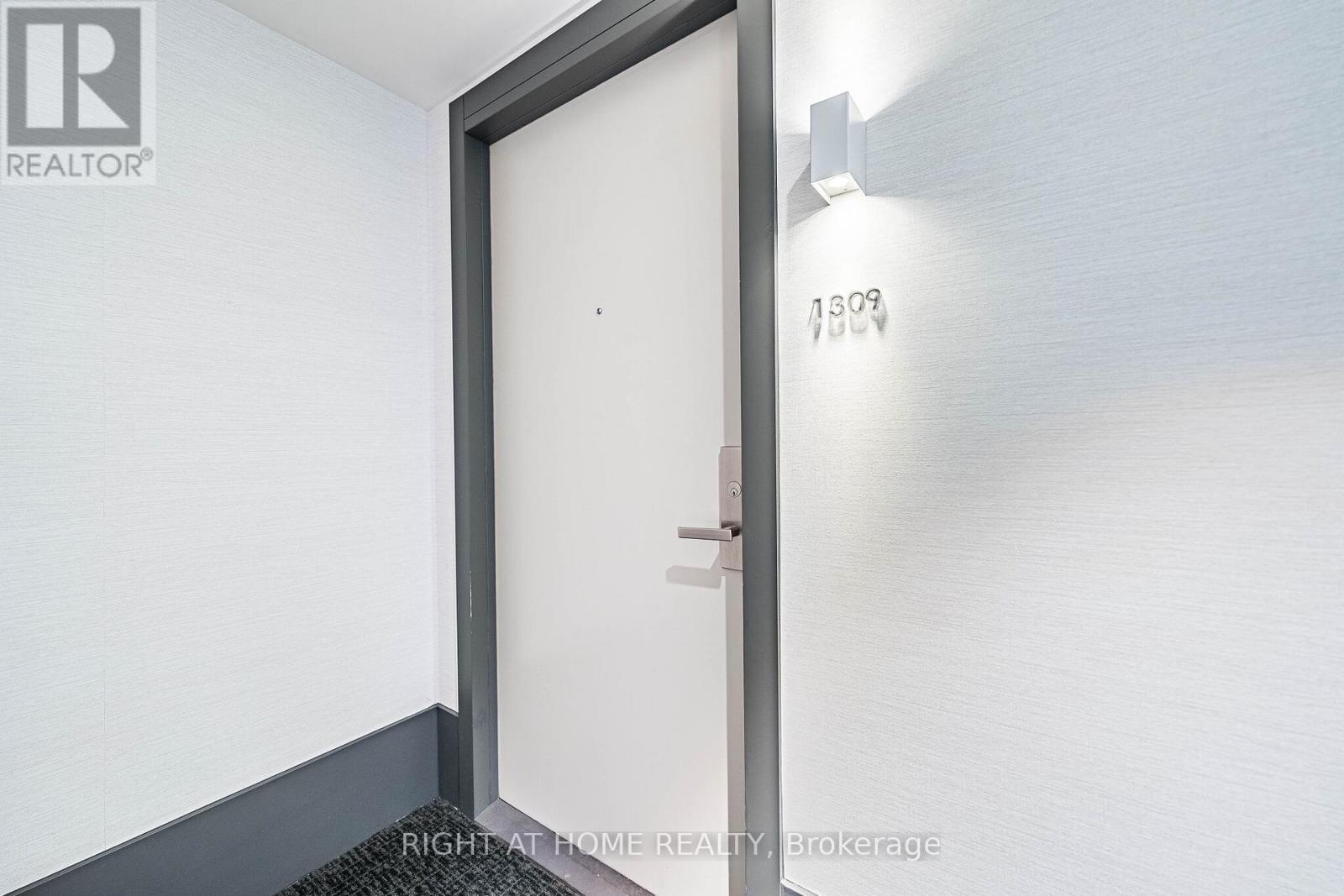 1309 - 30 Gibbs Road, Toronto, Ontario  M9B 0E4 - Photo 2 - W12965344