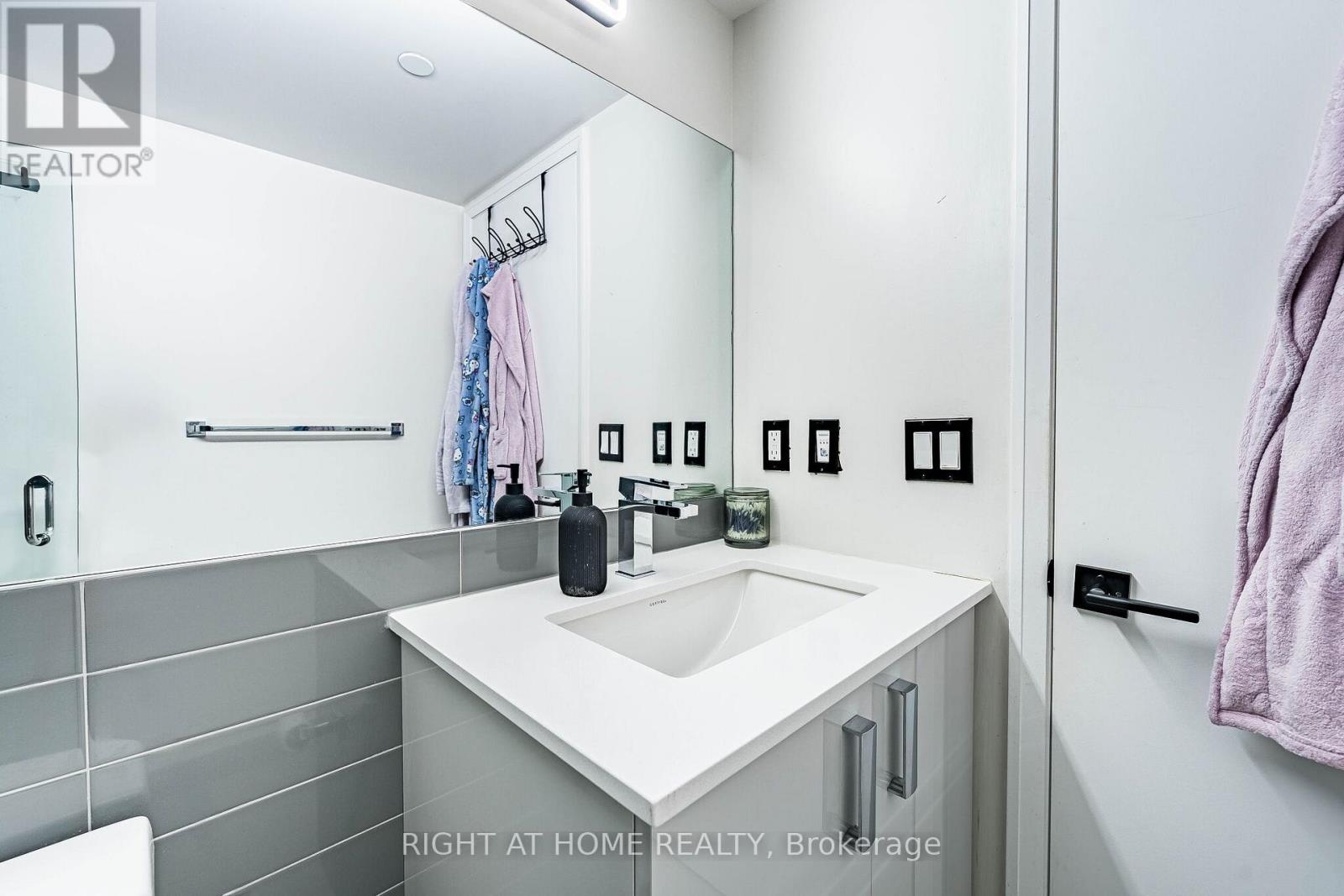 1309 - 30 Gibbs Road, Toronto, Ontario  M9B 0E4 - Photo 25 - W12965344