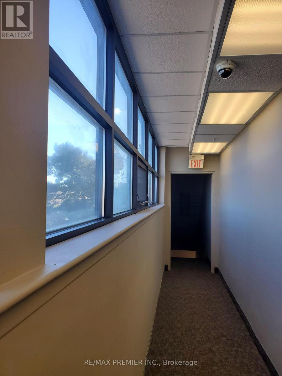 3 - 54 SAMOR ROAD, Toronto, Ontario