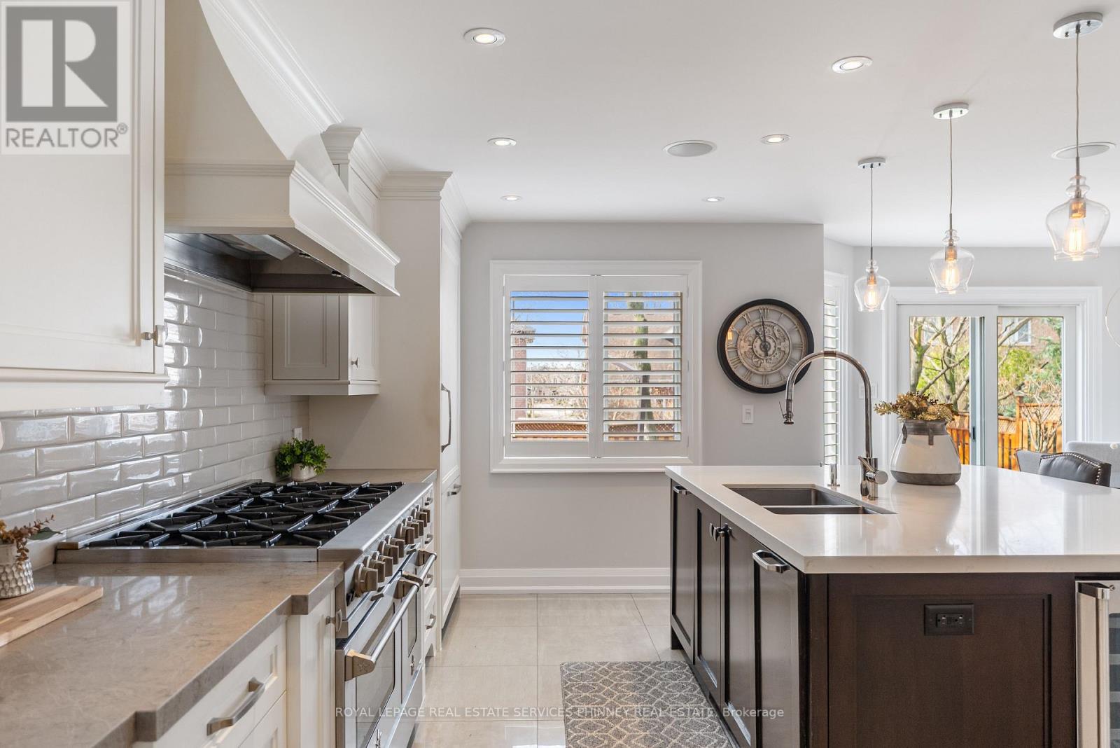 2400 Eden Valley Drive, Oakville, Ontario  L6H 6K9 - Photo 12 - W12965414