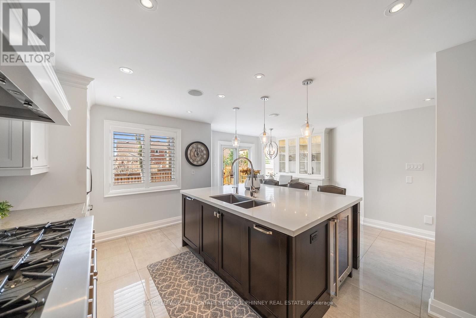 2400 Eden Valley Drive, Oakville, Ontario  L6H 6K9 - Photo 13 - W12965414