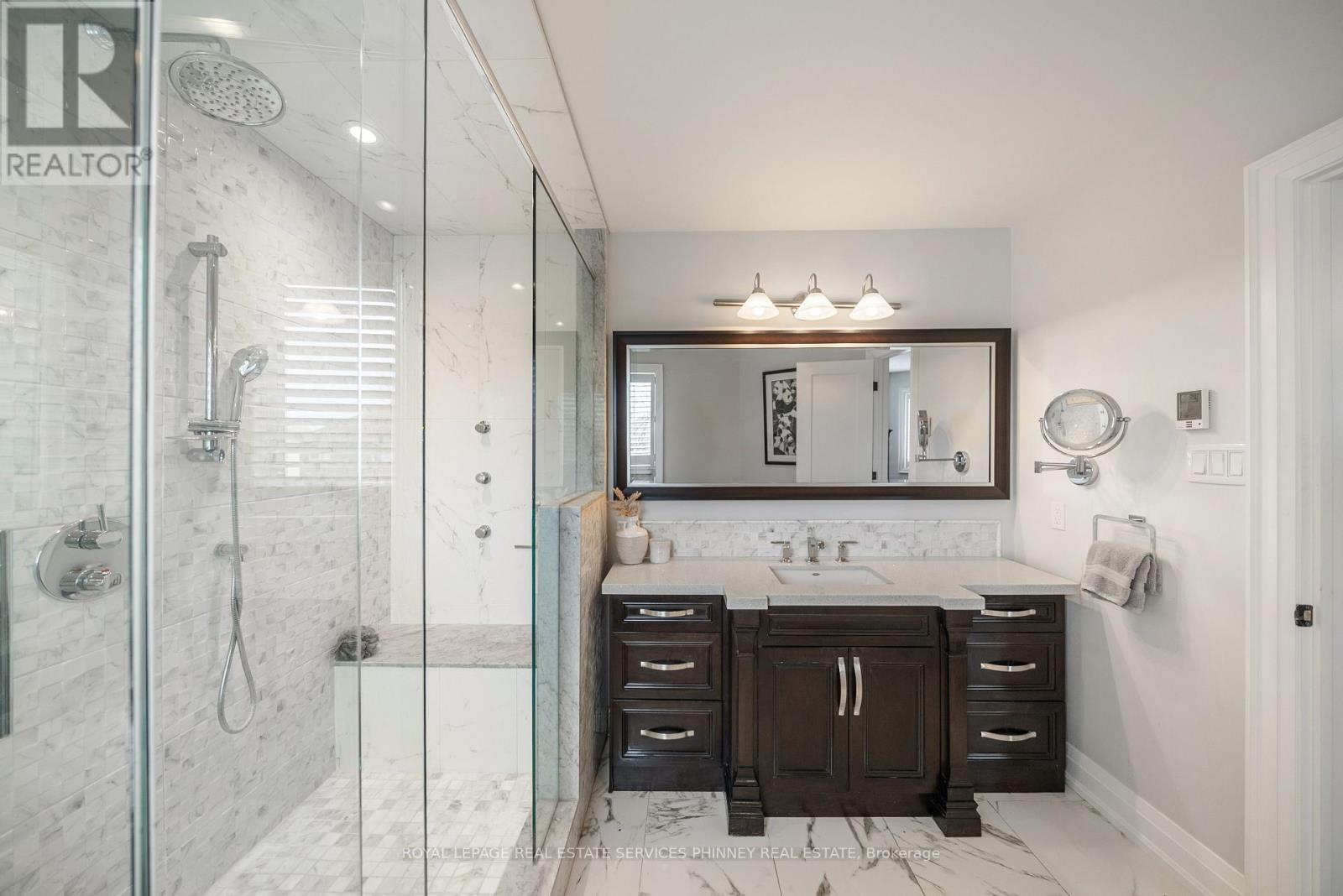 2400 Eden Valley Drive, Oakville, Ontario  L6H 6K9 - Photo 27 - W12965414