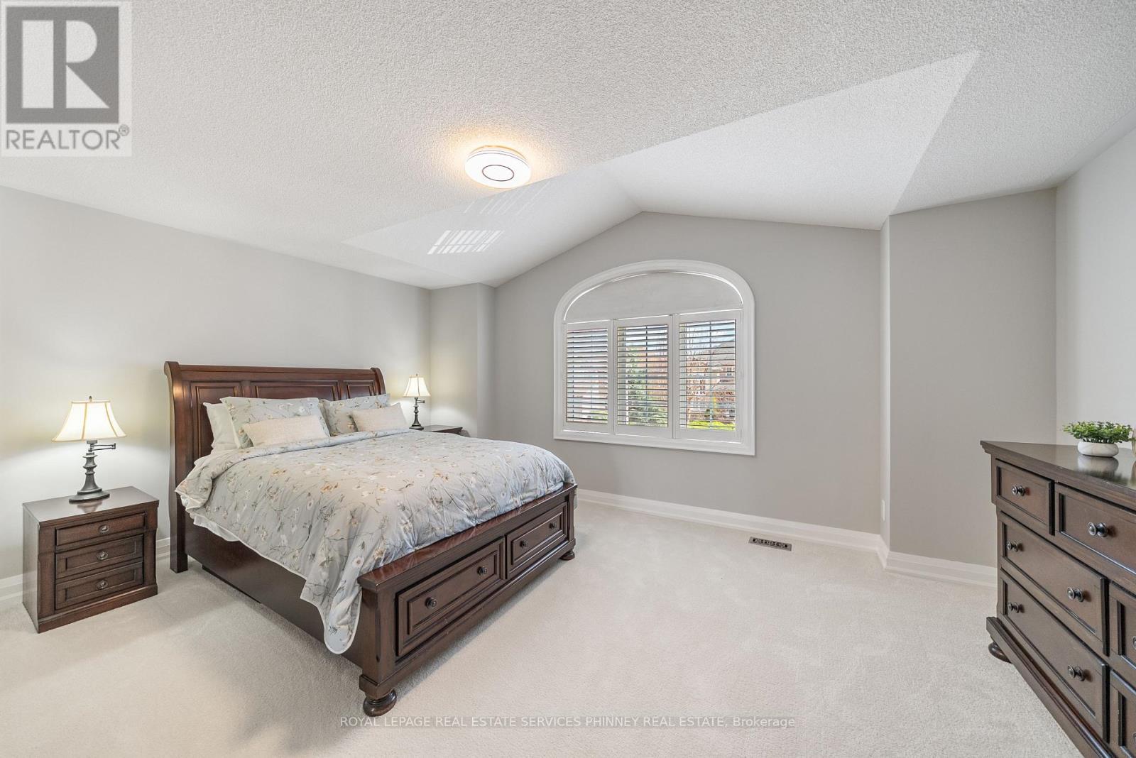 2400 Eden Valley Drive, Oakville, Ontario  L6H 6K9 - Photo 31 - W12965414