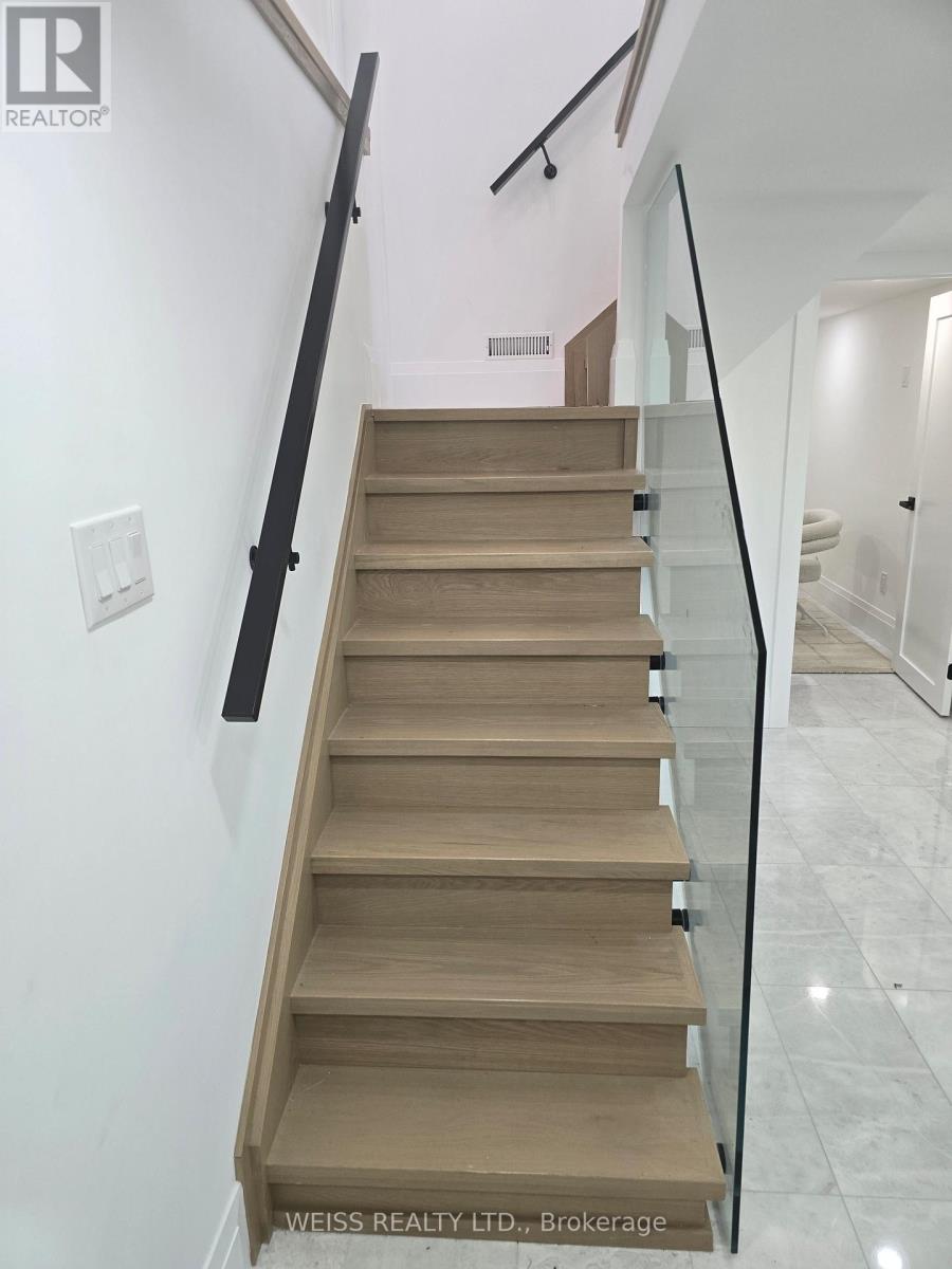 199 Glengarry Avenue, Toronto, Ontario  M5M 1E1 - Photo 28 - C12964770