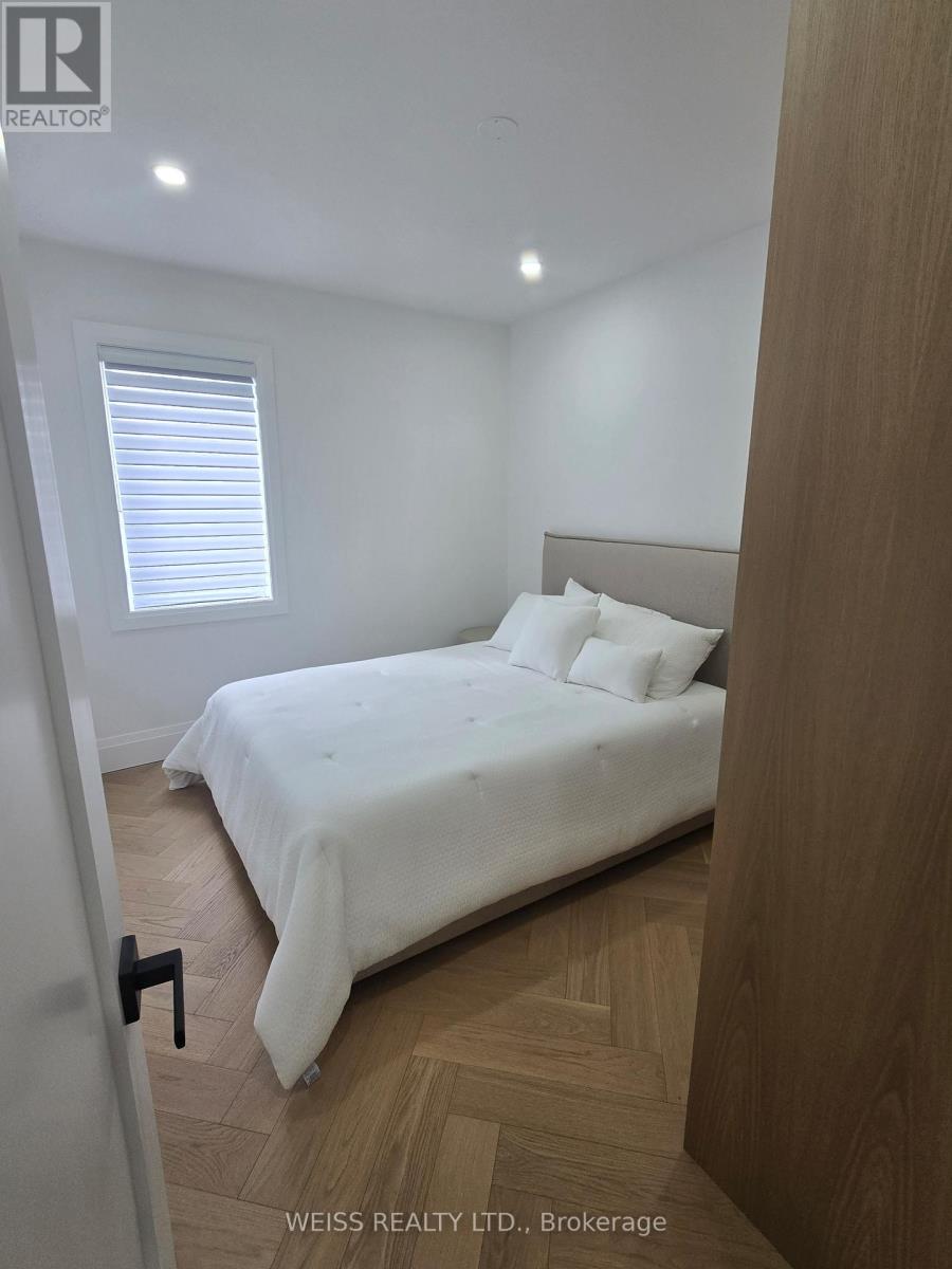 199 Glengarry Avenue, Toronto, Ontario  M5M 1E1 - Photo 20 - C12964770