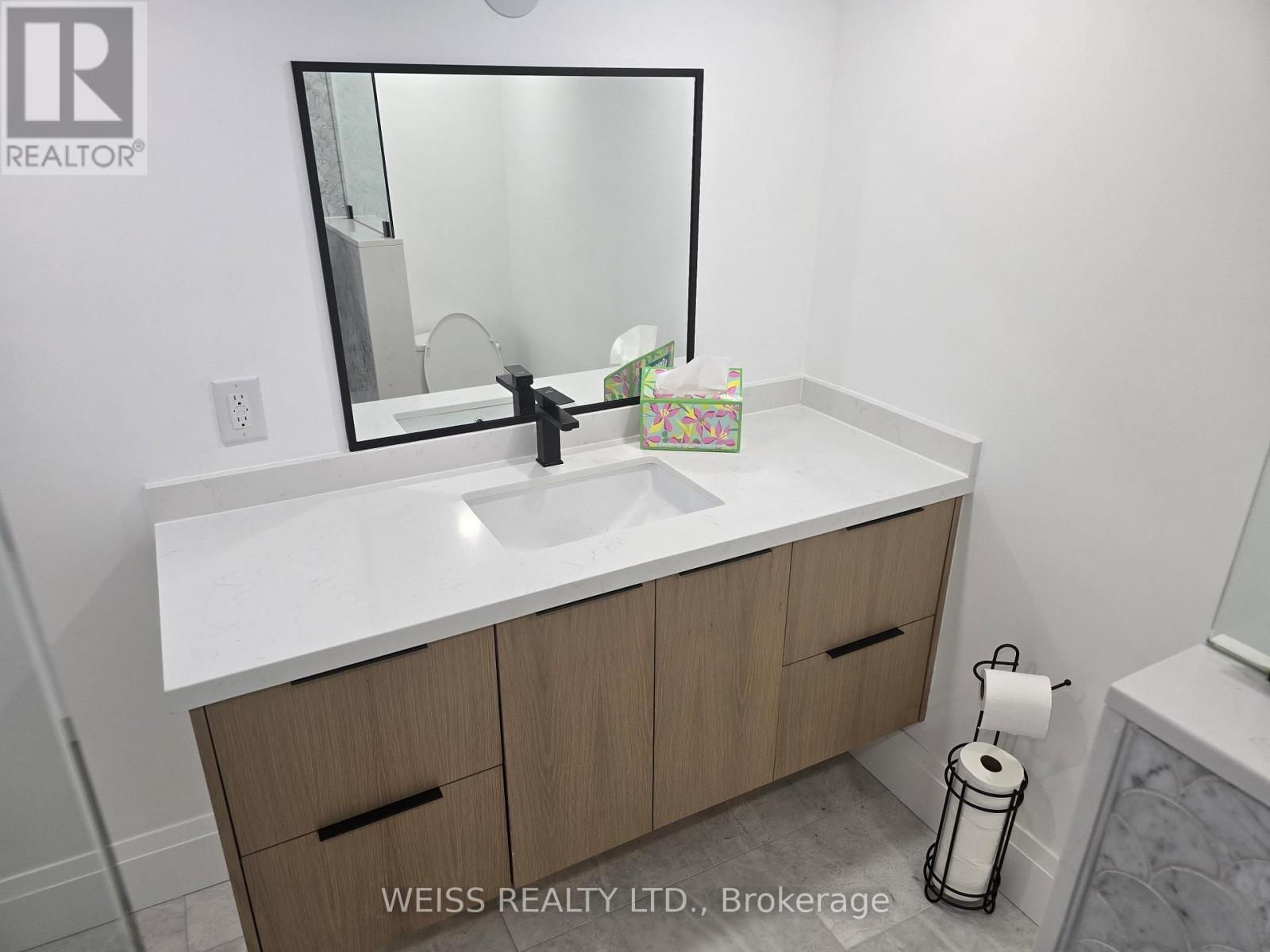 199 Glengarry Avenue, Toronto, Ontario  M5M 1E1 - Photo 34 - C12964770