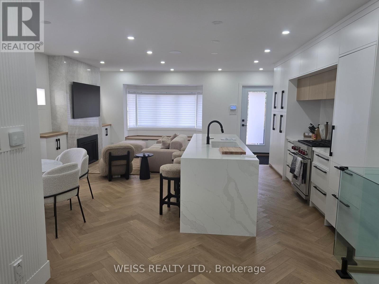 199 Glengarry Avenue, Toronto, Ontario  M5M 1E1 - Photo 8 - C12964770