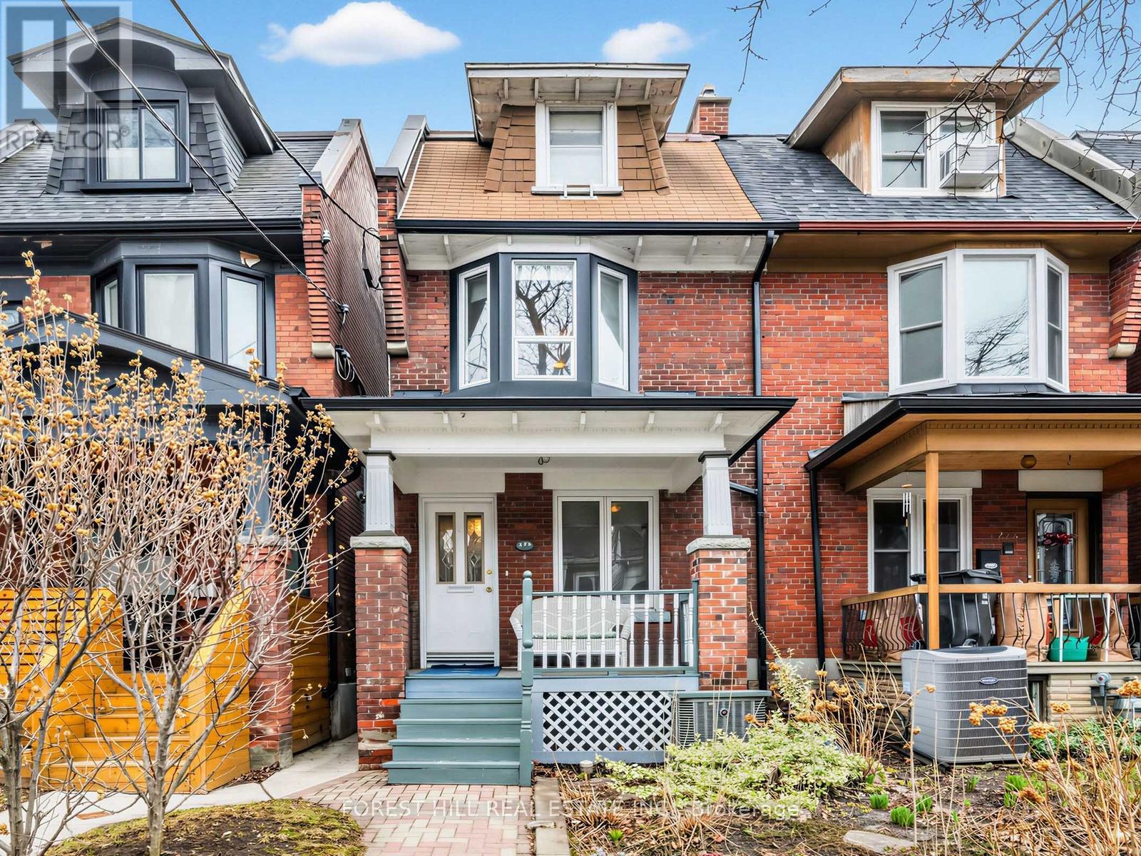 274 ST CLARENS AVENUE, Toronto, Ontario