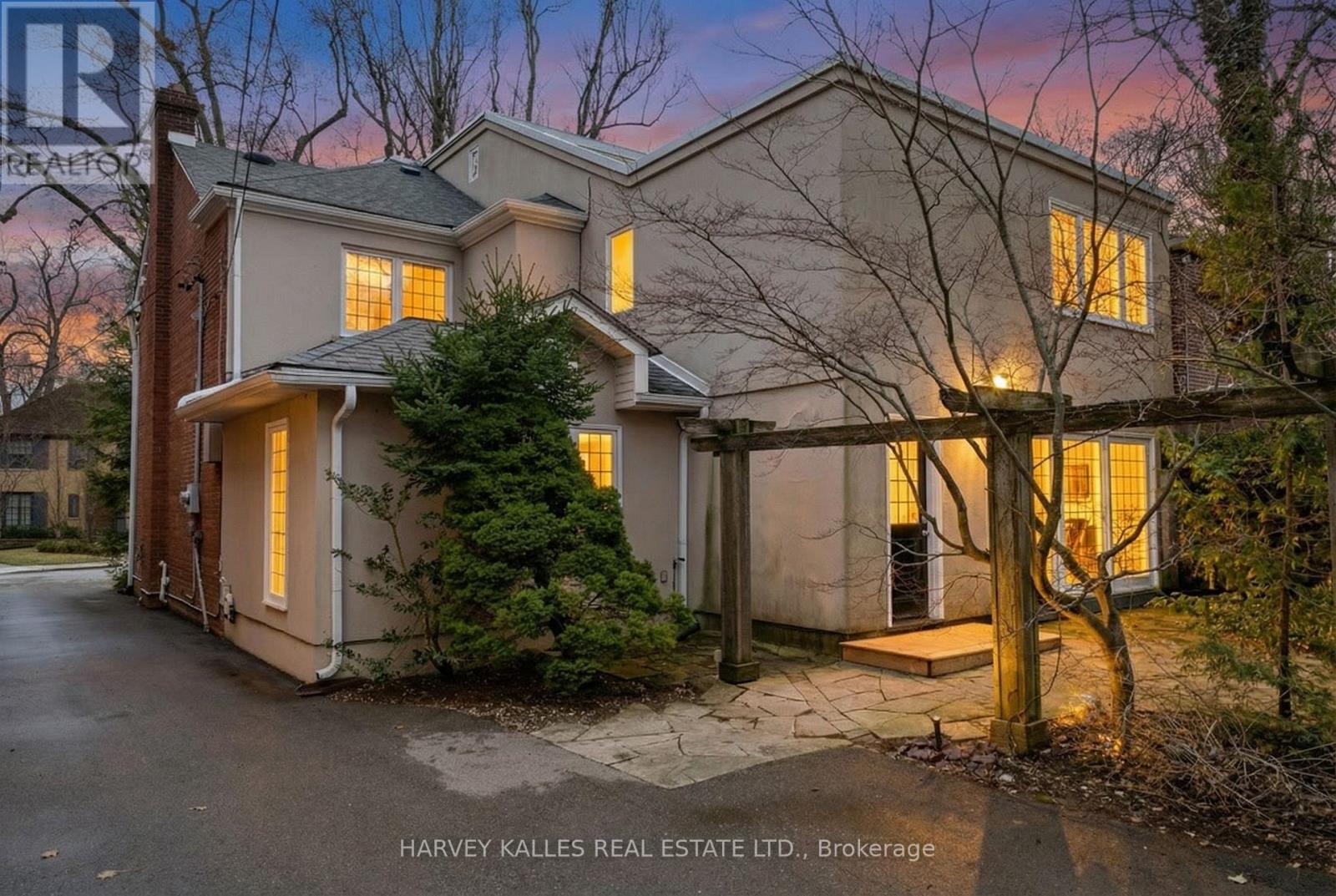 268 Cortleigh Boulevard, Toronto, Ontario  M5N 1P7 - Photo 43 - C12965250