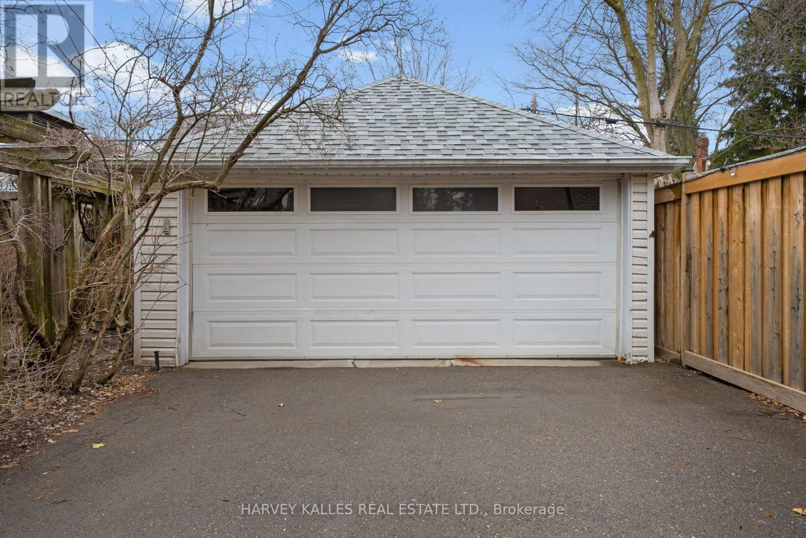 268 Cortleigh Boulevard, Toronto, Ontario  M5N 1P7 - Photo 49 - C12965250