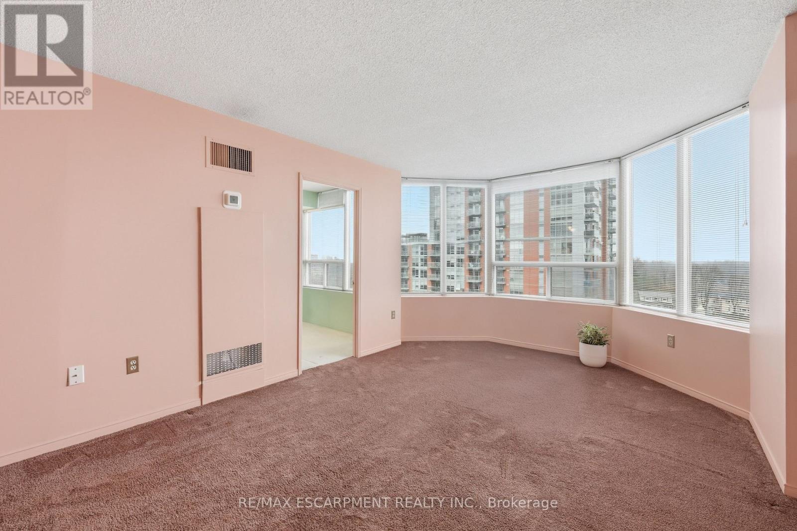 808 - 1270 Maple Crossing Boulevard, Burlington, Ontario  L7S 2J3 - Photo 11 - W12906474