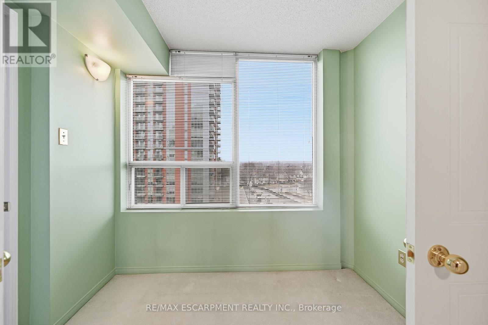 808 - 1270 Maple Crossing Boulevard, Burlington, Ontario  L7S 2J3 - Photo 12 - W12906474