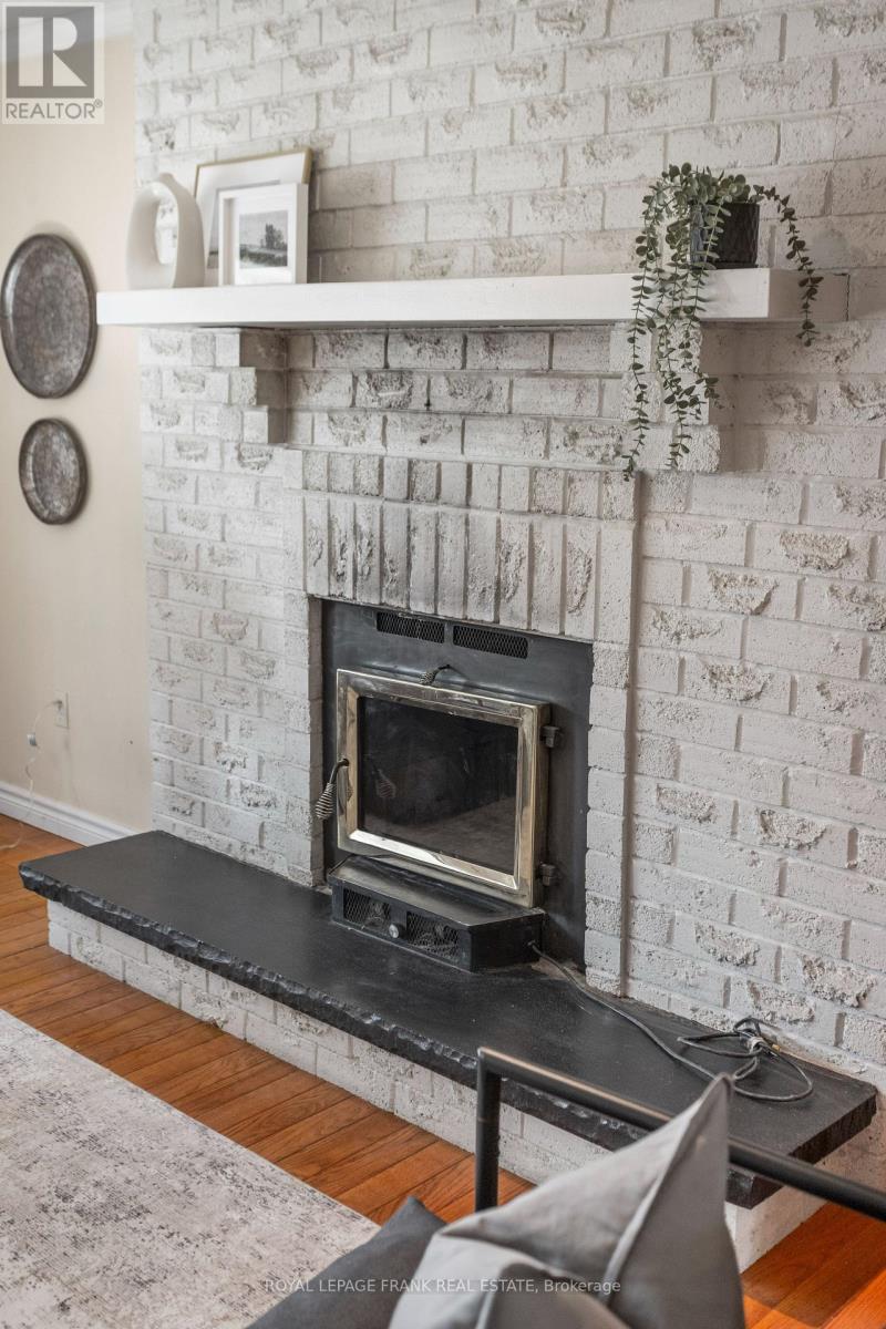 321 County Rd 24 Road, Kawartha Lakes (Verulam), Ontario  K0M 1A0 - Photo 10 - X12963284