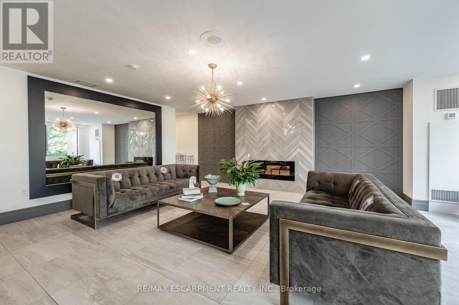 808 - 1270 Maple Crossing Boulevard, Burlington, Ontario  L7S 2J3 - Photo 41 - W12906474