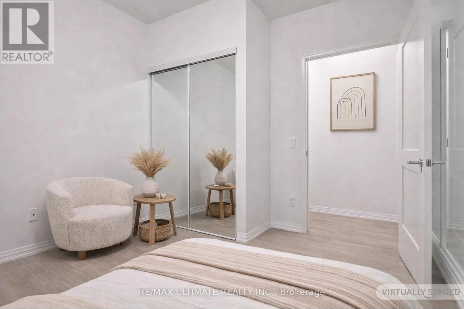 515 - 8 Widmer Street, Toronto, Ontario  M5V 2E7 - Photo 11 - C12955852