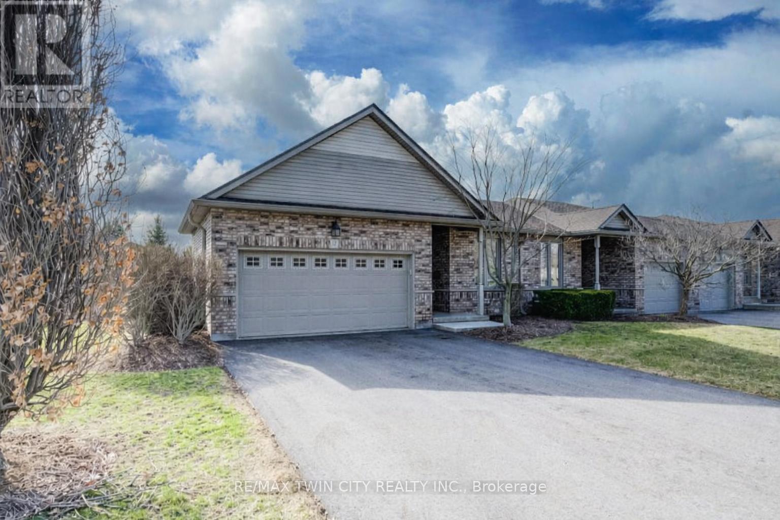 17 - 20 ISHERWOOD AVENUE, Cambridge, Ontario