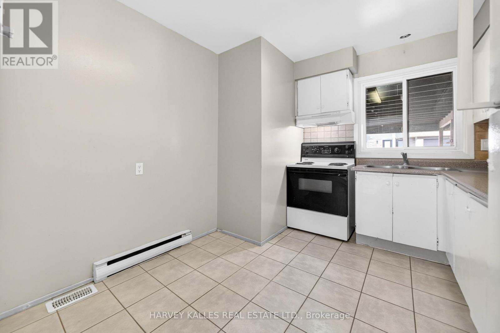 56 - 135 Chalmers Street S, Cambridge, Ontario  N1R 6M2 - Photo 17 - X12964978