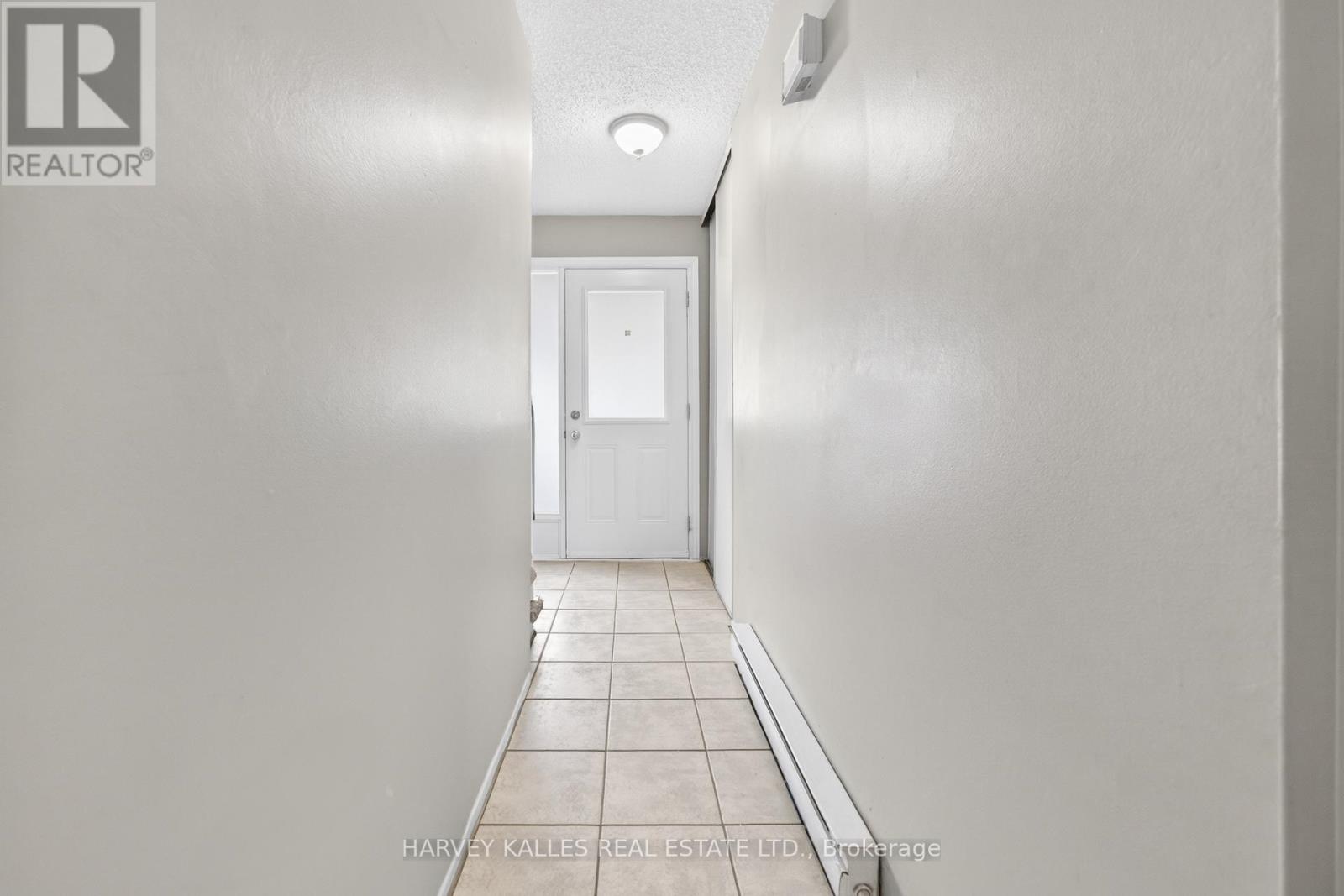 56 - 135 Chalmers Street S, Cambridge, Ontario  N1R 6M2 - Photo 5 - X12964978