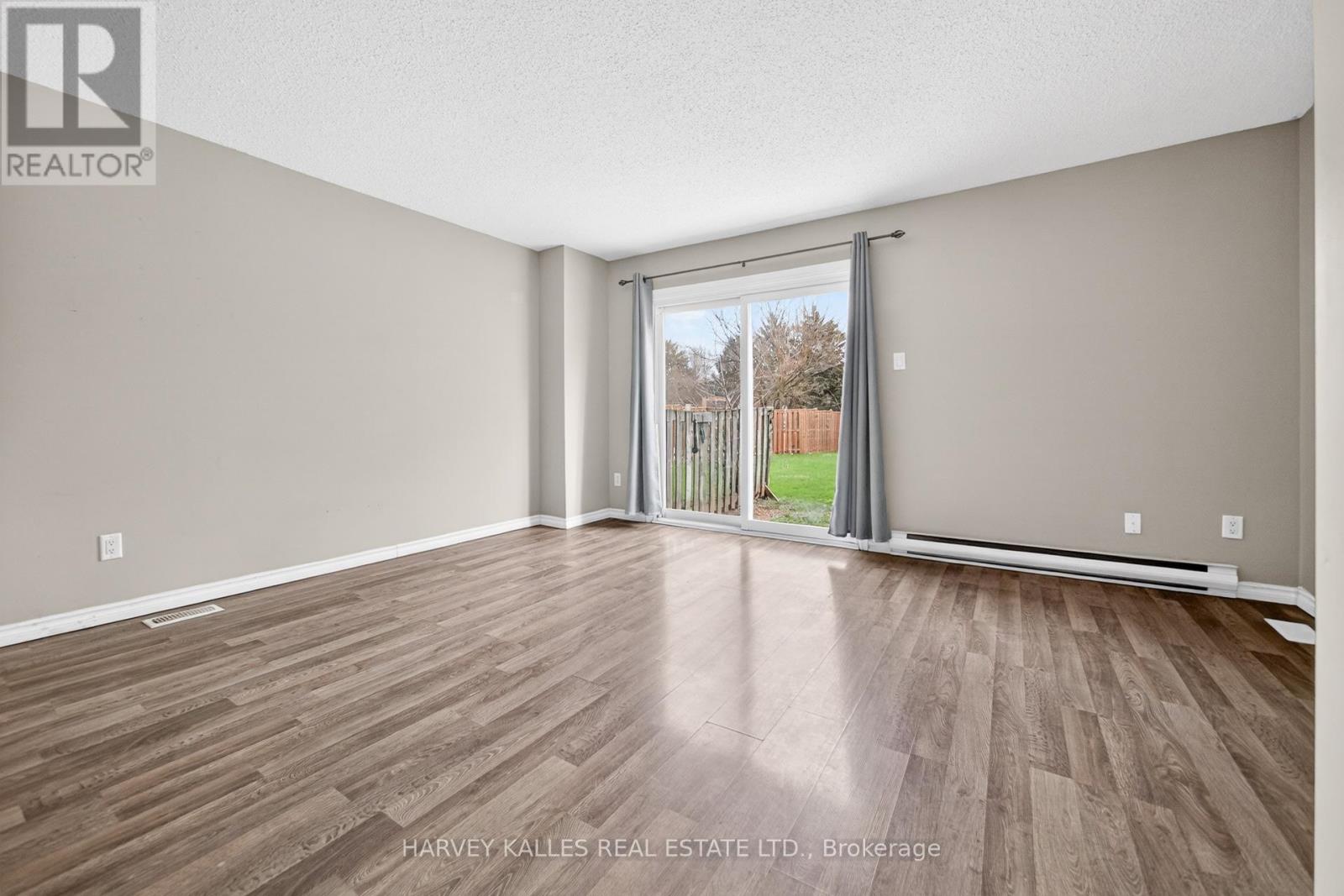 56 - 135 Chalmers Street S, Cambridge, Ontario  N1R 6M2 - Photo 7 - X12964978