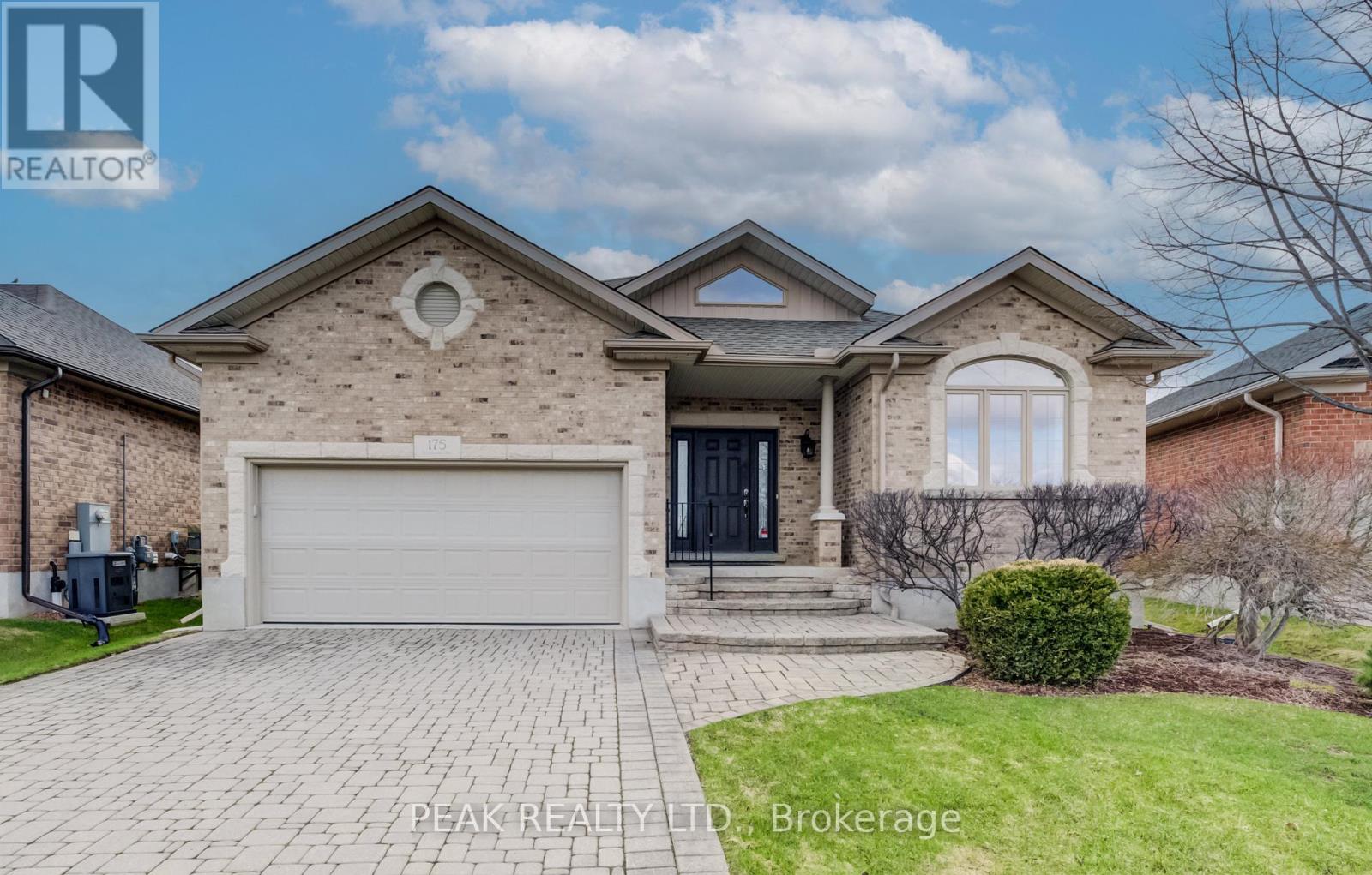 175 Stonecroft Way, Wilmot, Ontario  N3A 4R2 - Photo 2 - X12964990