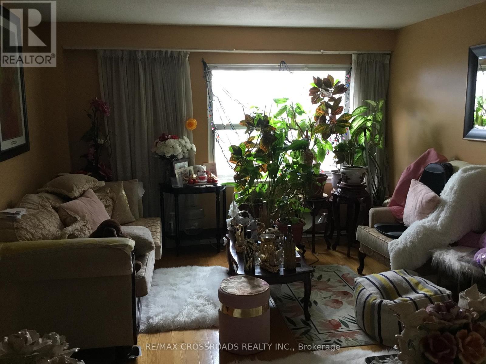 28 Scotney Grove, Toronto, Ontario  M1B 2S4 - Photo 3 - E12960928