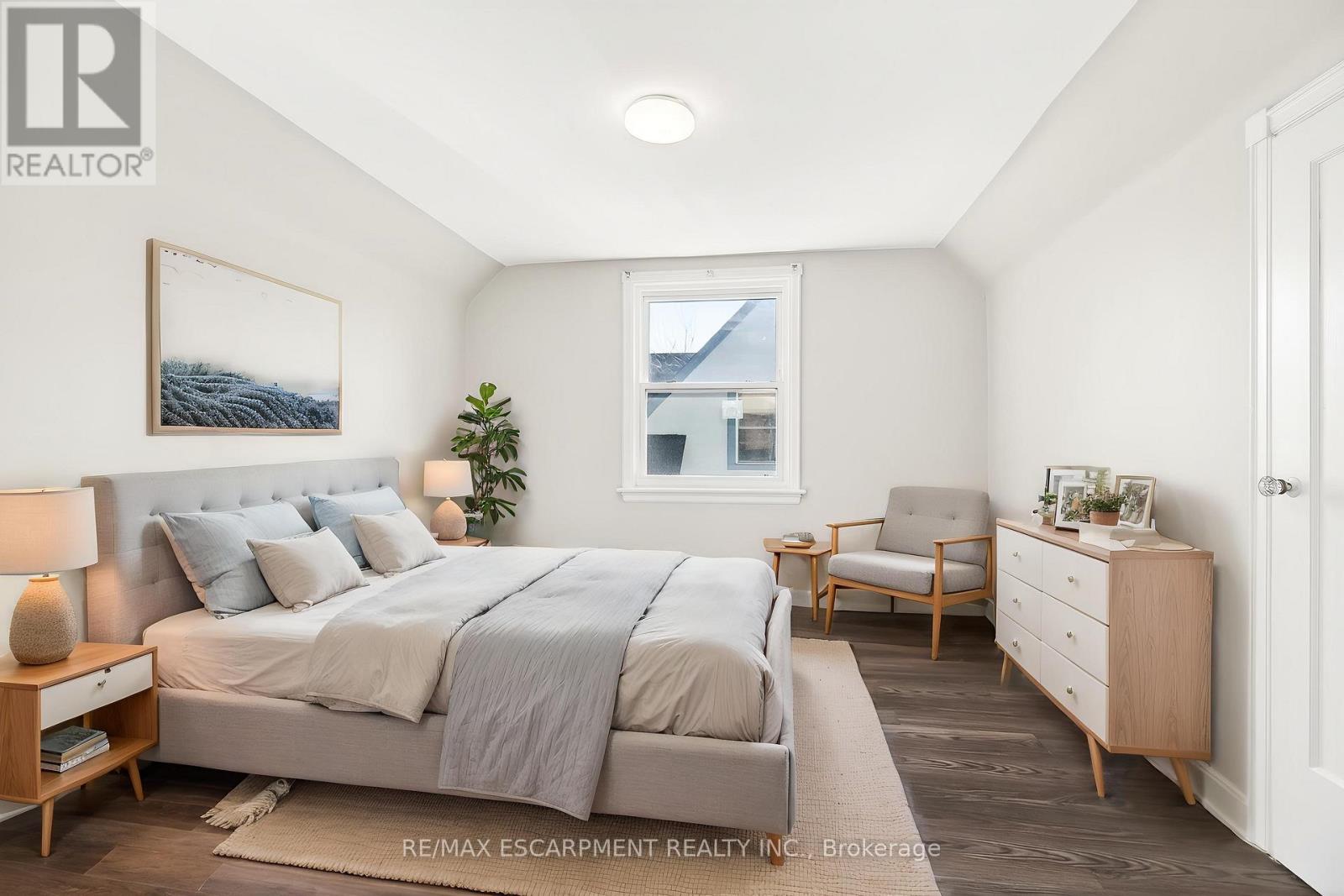 269 Queensdale Avenue E, Hamilton, Ontario  L9A 1L3 - Photo 22 - X12965118