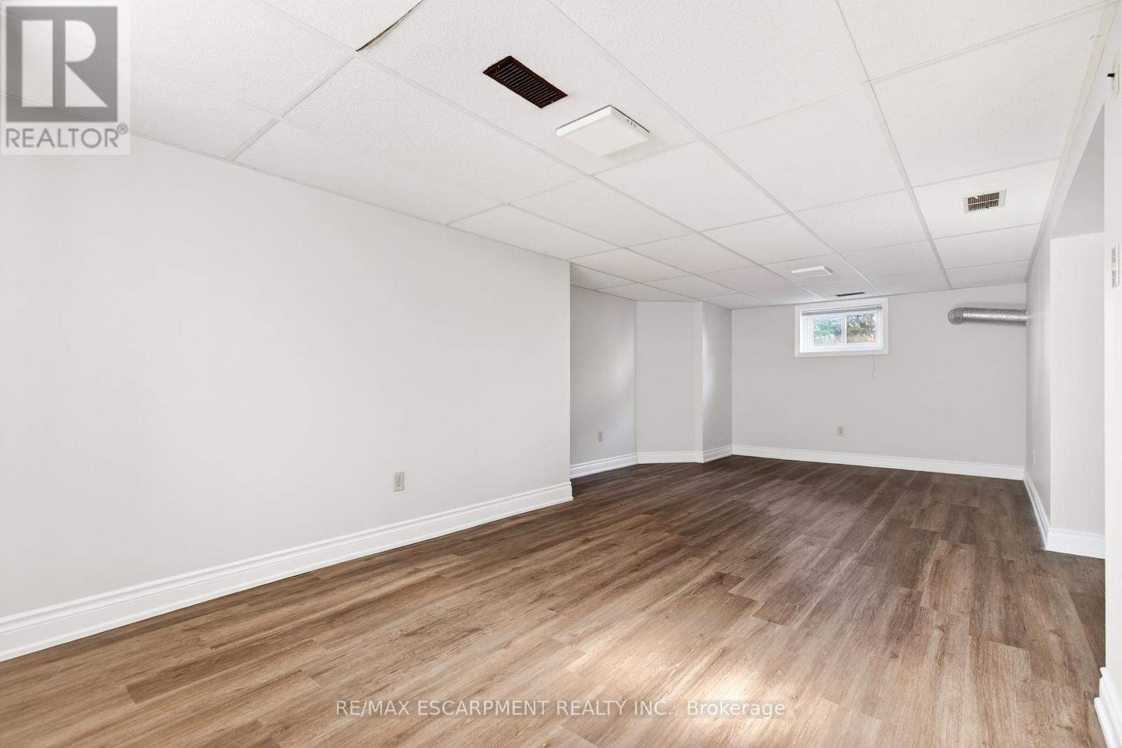 269 Queensdale Avenue E, Hamilton, Ontario  L9A 1L3 - Photo 24 - X12965118