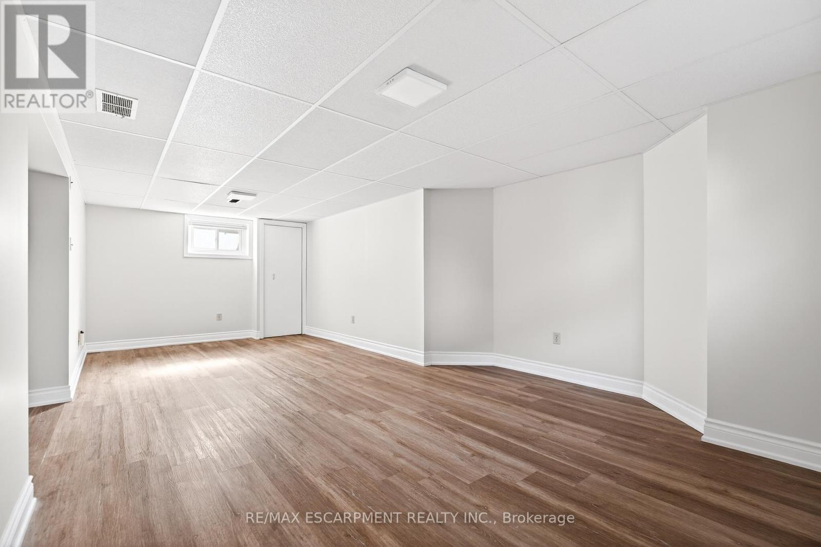 269 Queensdale Avenue E, Hamilton, Ontario  L9A 1L3 - Photo 27 - X12965118