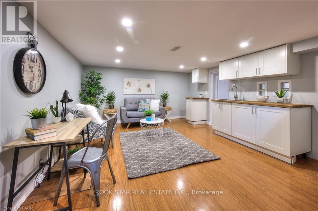 196 Walker Street, Cambridge, Ontario  N3C 2C2 - Photo 18 - X12965154