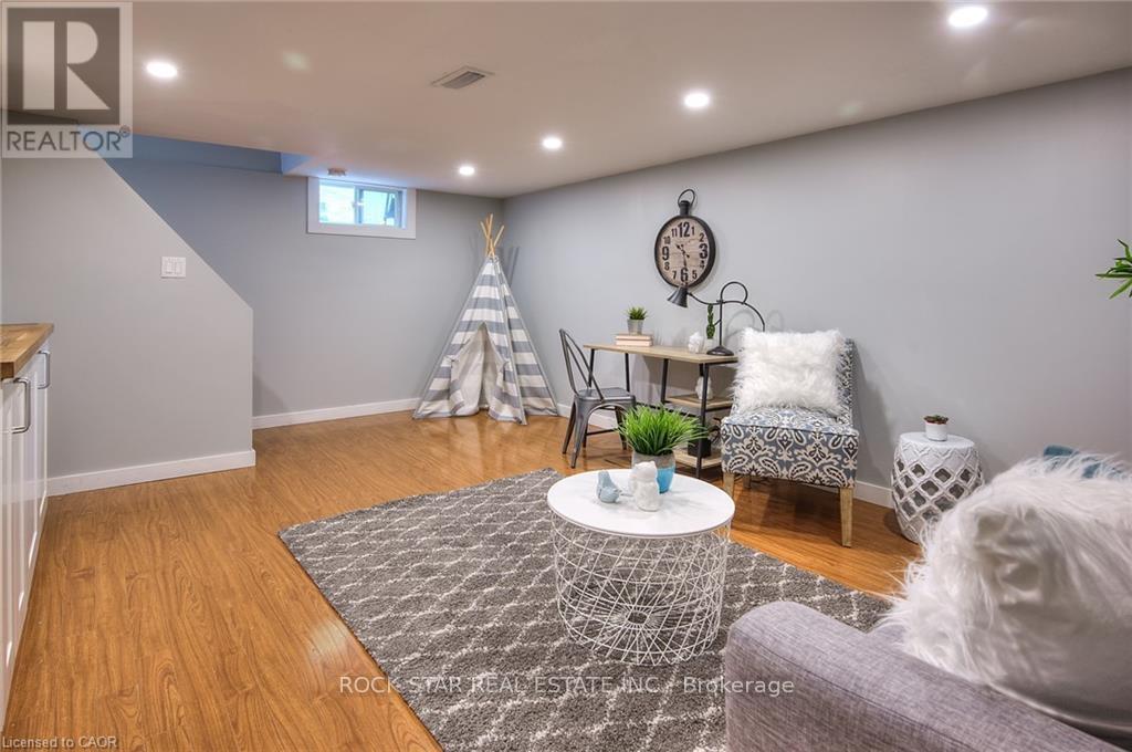 196 Walker Street, Cambridge, Ontario  N3C 2C2 - Photo 21 - X12965154