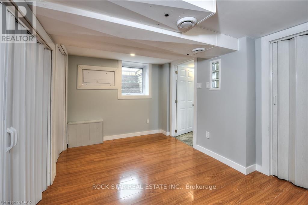 196 Walker Street, Cambridge, Ontario  N3C 2C2 - Photo 22 - X12965154