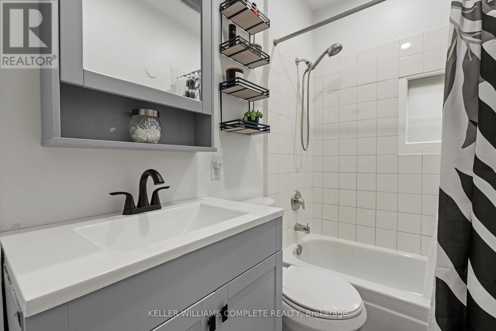 26 Garside Avenue N, Hamilton, Ontario  L8H 4W2 - Photo 10 - X12965164