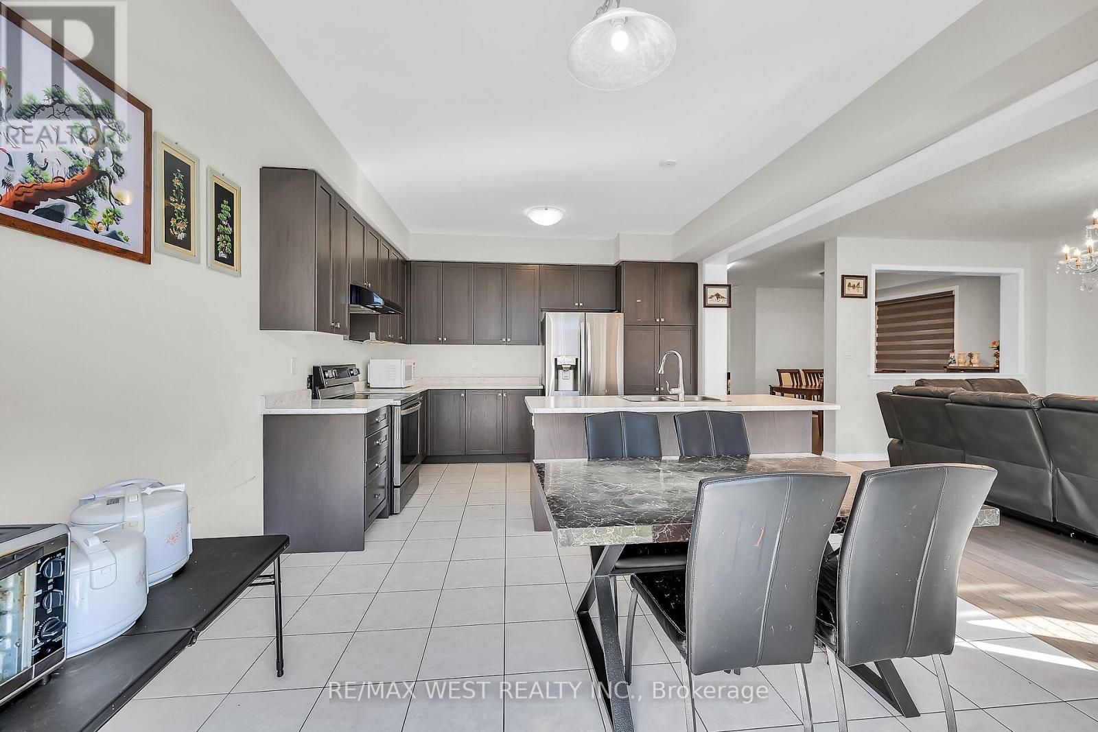 68 Cooke Avenue, Brantford, Ontario  N3T 0S1 - Photo 12 - X12965232