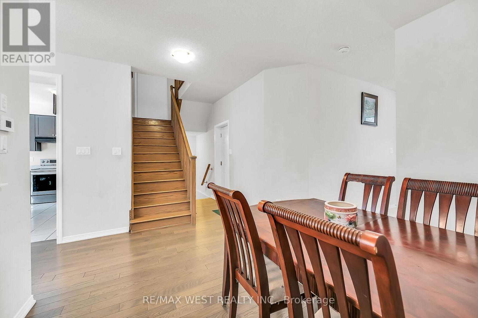 68 Cooke Avenue, Brantford, Ontario  N3T 0S1 - Photo 7 - X12965232